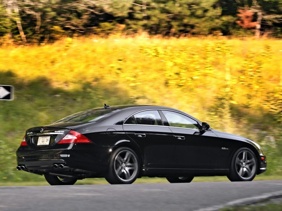  Mercedes-Benz CLS63 AMG 2008 года  (US) (фото 6 из 22)